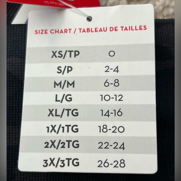 NWT SPANX Green Camo Look at Me Now Seamless Legging S 🟢 - Picture 4 of 9